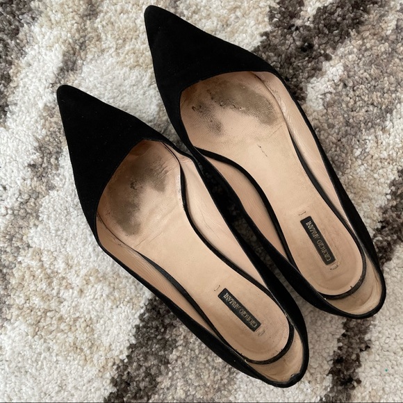 Giorgio Armani Black
Suede Point-Toe Ballerina Flats - Picture 3 of 15
